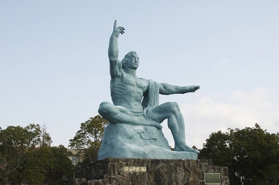 平和公園の平和祈念像
